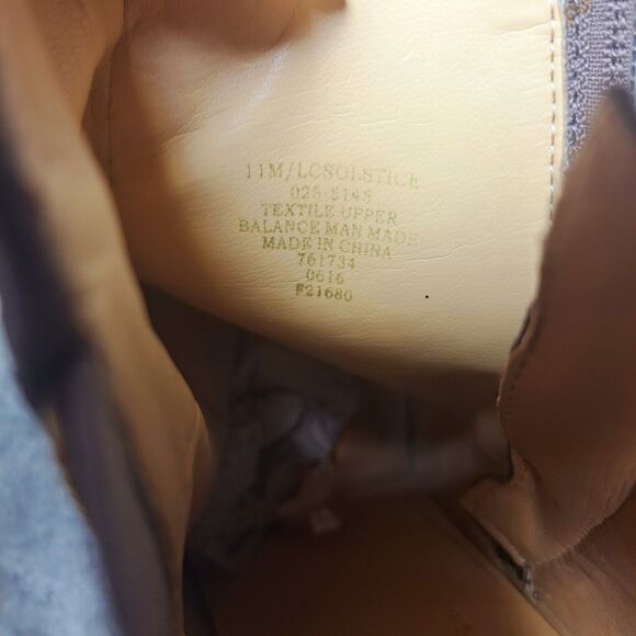 Liz Claiborne SOLSTICE Ankle Boots Womens Size 11M beigy gray peep toe heels - Picture 14 of 14